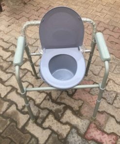Portable commode chair for patients